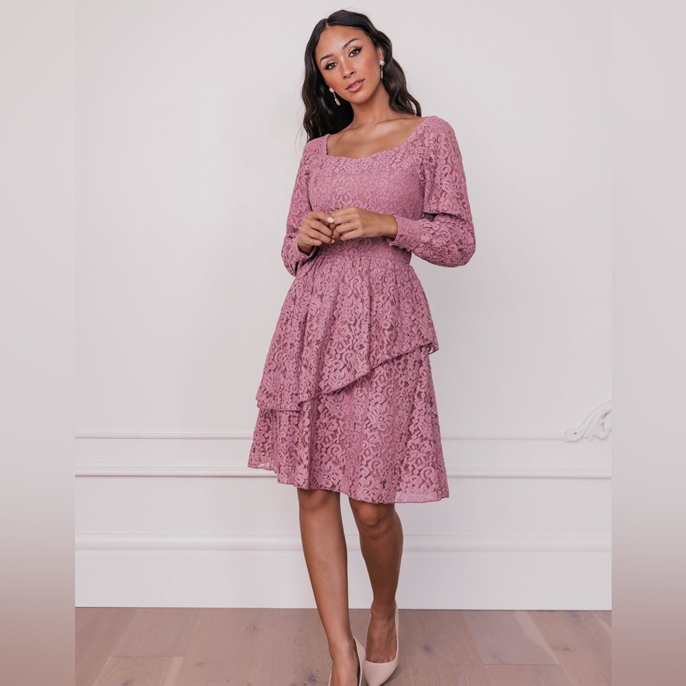 Jessakae Allover Lace Mauve Laurel Midi Dress. Size S. Long sleeve. Like New